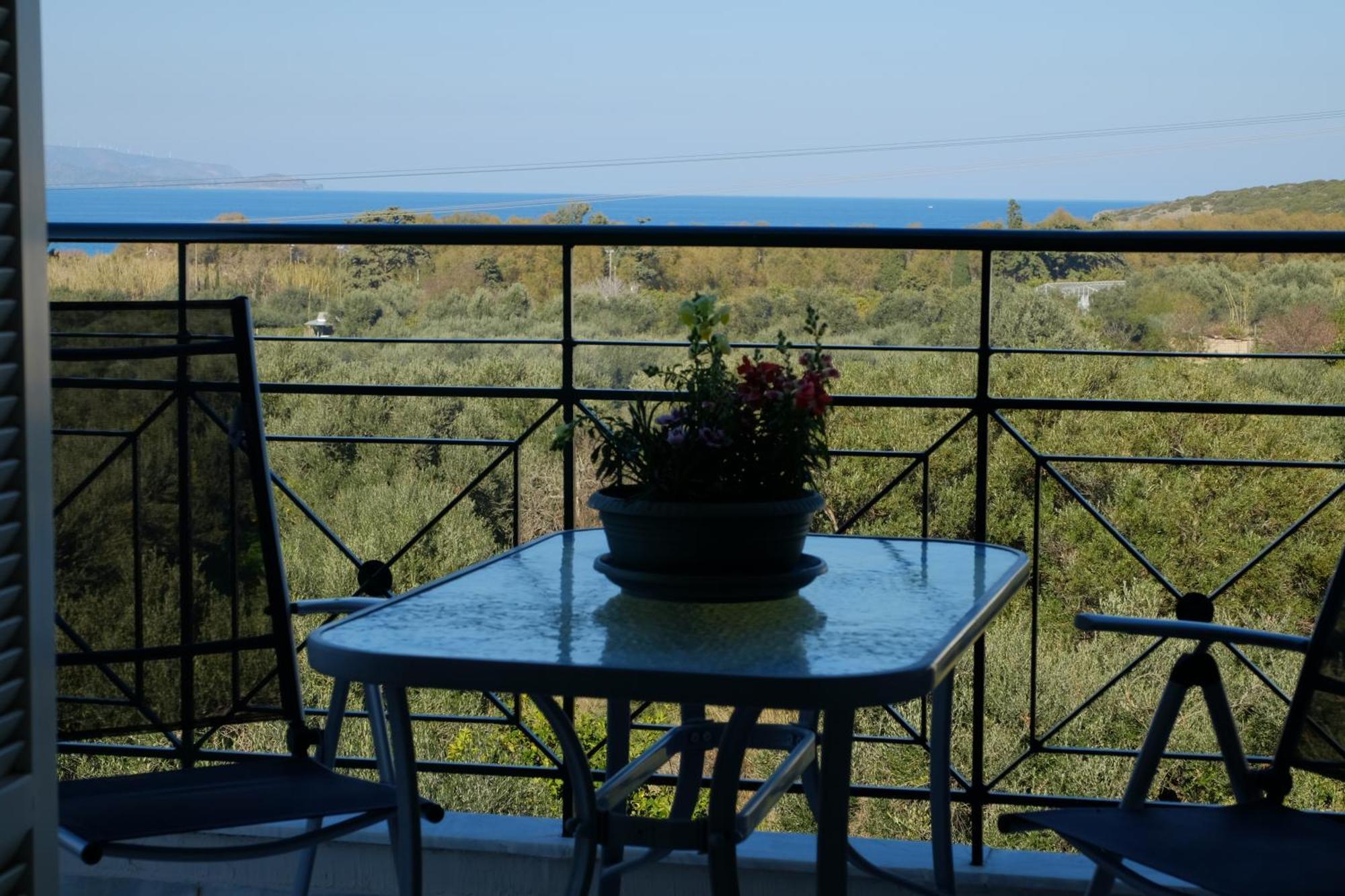 Dialinas Apartments Istron Cameră foto