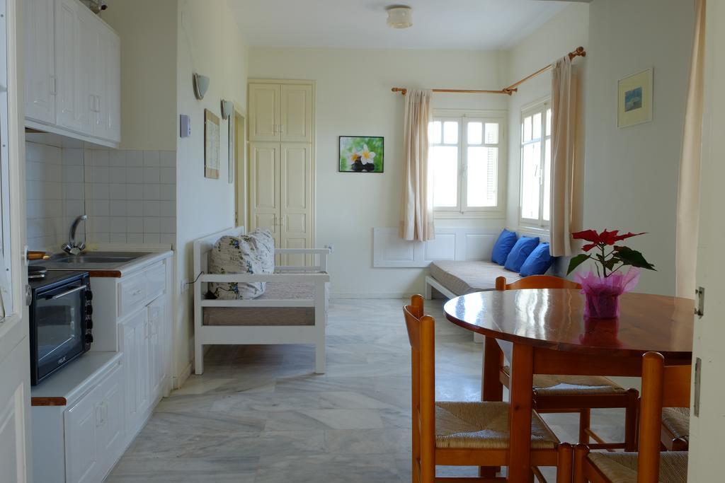 Dialinas Apartments Istron Cameră foto